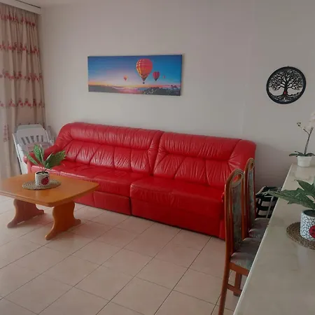 Apartment Ladybug Ocean View